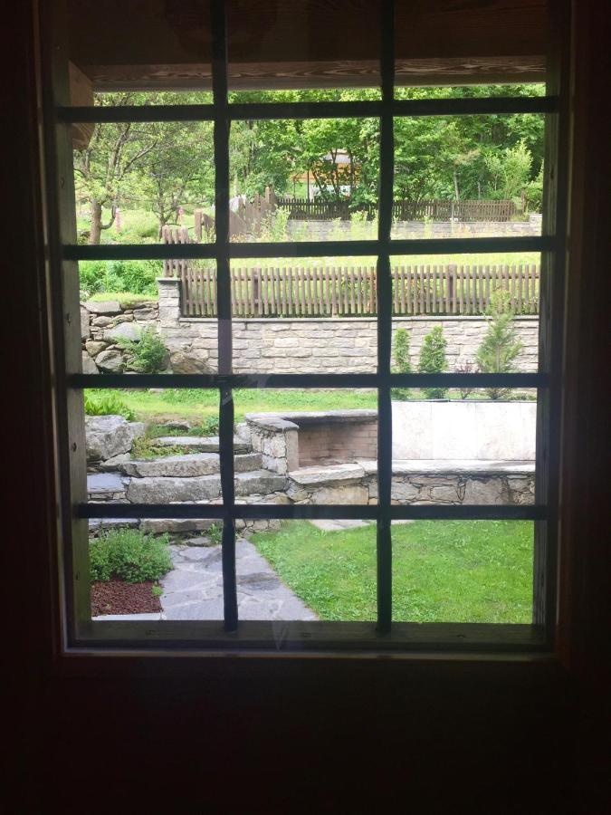 Appartamento Casa Weisstor Con Patio, Giardino E Orti Vista Monte Rosa Macugnaga Bagian luar foto