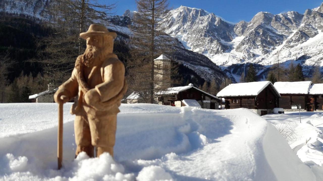 Appartamento Casa Weisstor Con Patio, Giardino E Orti Vista Monte Rosa Macugnaga Bagian luar foto