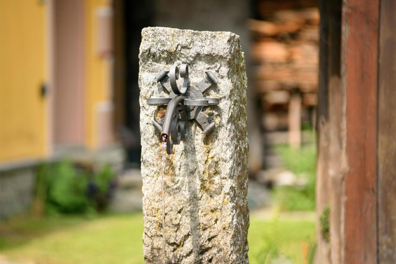 Appartamento Casa Weisstor Con Patio, Giardino E Orti Vista Monte Rosa Macugnaga Bagian luar foto